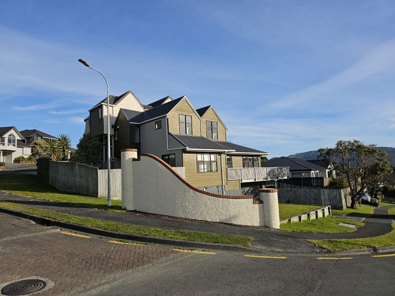 48A Halladale Road, Papakowhai, Porirua - Carousel 1