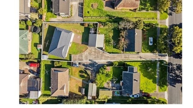 2/11 Avis Avenue, Papatoetoe, Auckland - Carousel 15