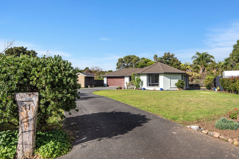 11 Mcainch Place, Kamo, Whangarei - Carousel 1