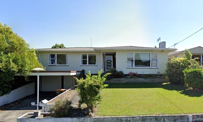 21 Wincanton Place, Awapuni, Palmerston North - Carousel 1