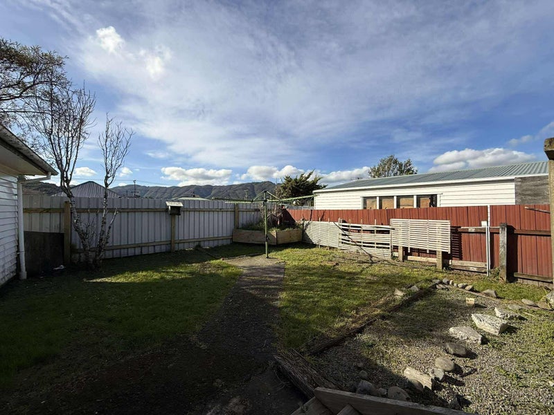 120 Wainuiomata Road, Wainuiomata, Lower Hutt - Carousel 14