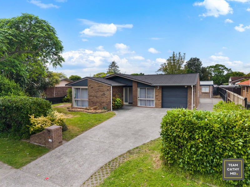 37 Evanda Crescent, Conifer Grove, Takanini - Carousel 1