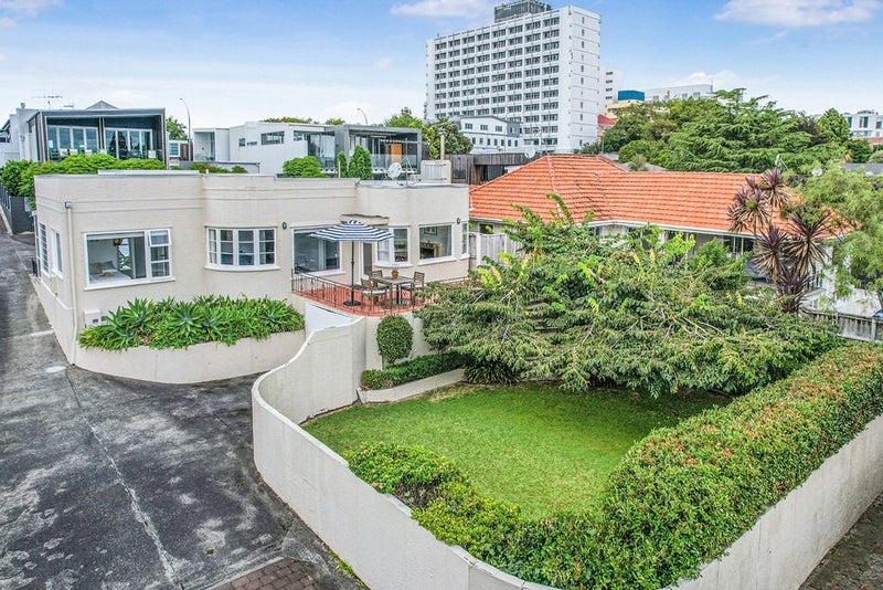 178 Pembroke Street, Hamilton Lake, Hamilton - Carousel 2