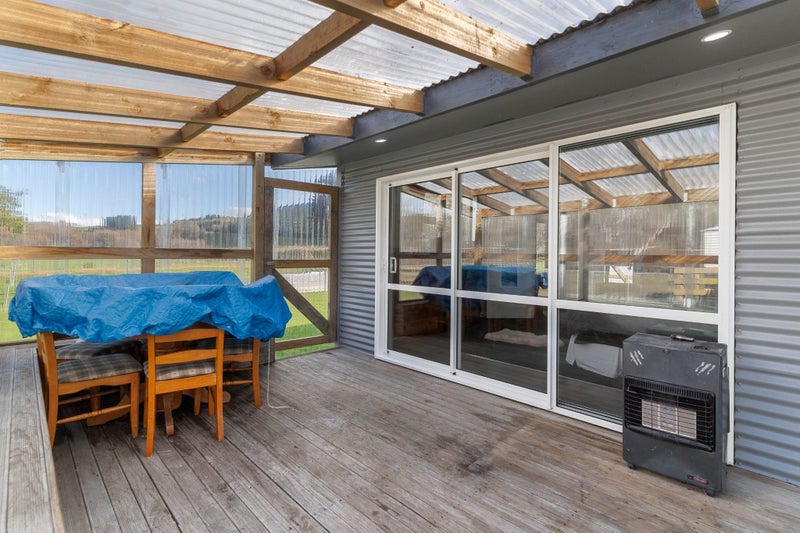 10 Station Road, Masterton - Carousel 28