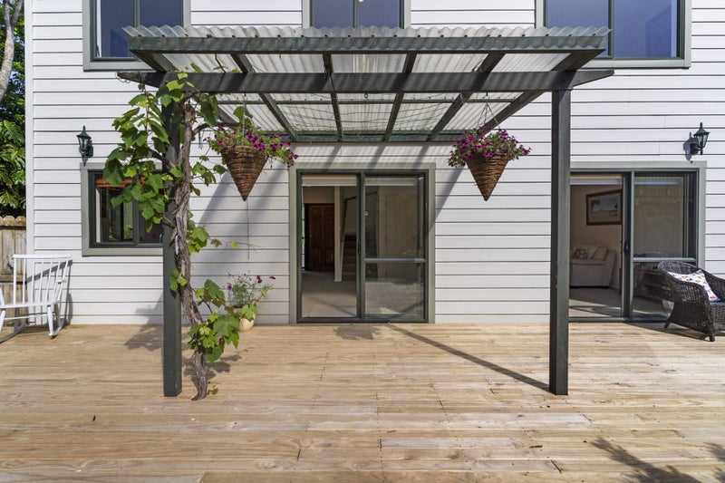 1/66 Seaview Road, Glenfield, Auckland - Carousel 2