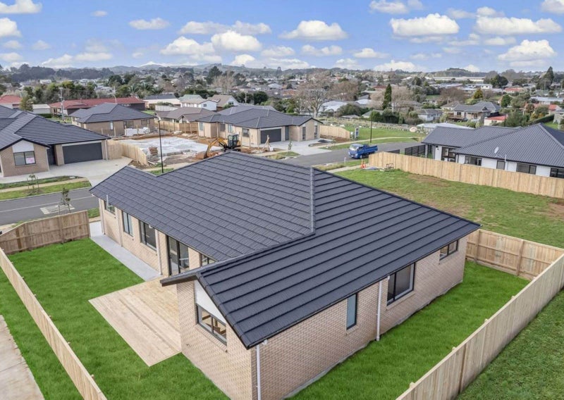 5 Booker Drive, Tuakau - Carousel 1