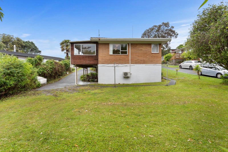 2/38 Acacia Road, Torbay, Auckland - Carousel 1