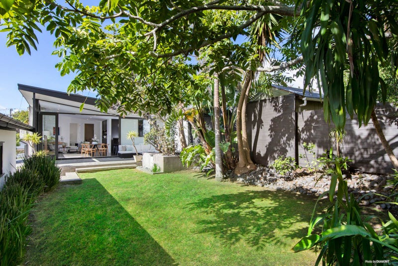 2/30 Tutanekai Street, Grey Lynn, Auckland - Carousel 2