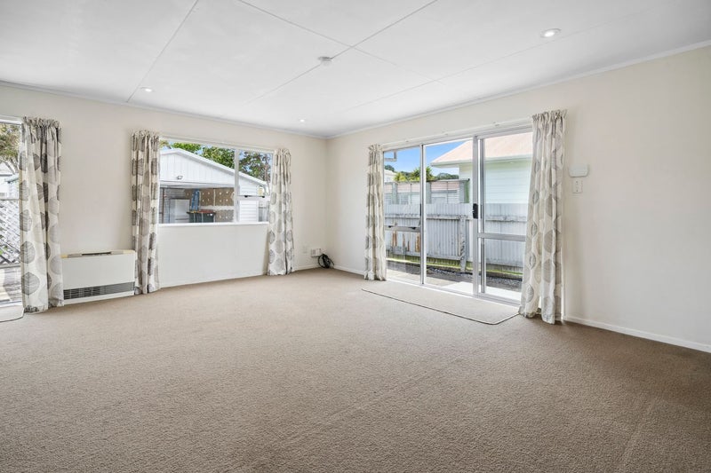 37 Rata Street, Wainuiomata, Lower Hutt - Carousel 2