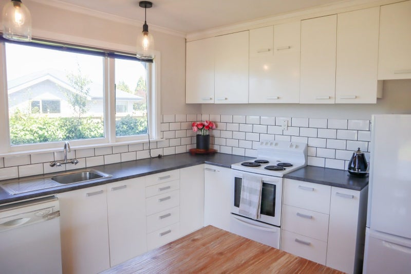 170 Harewood Road, Papanui, Christchurch - Carousel 2