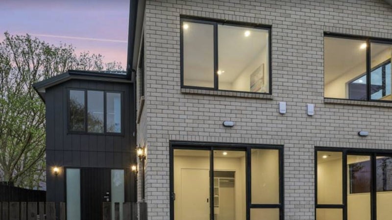 11 Kindergarten Drive, Conifer Grove, Takanini - Carousel 1