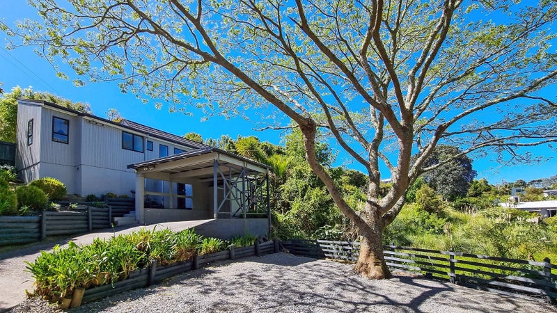 92 Braemar Road, Castor Bay, Auckland - Carousel 2