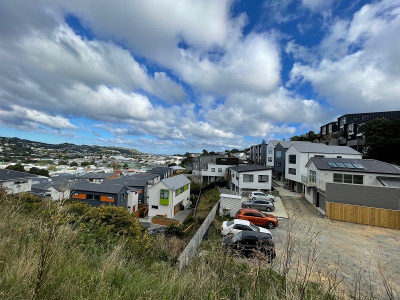 122 Maupuia Road, Miramar, Wellington - Carousel 2