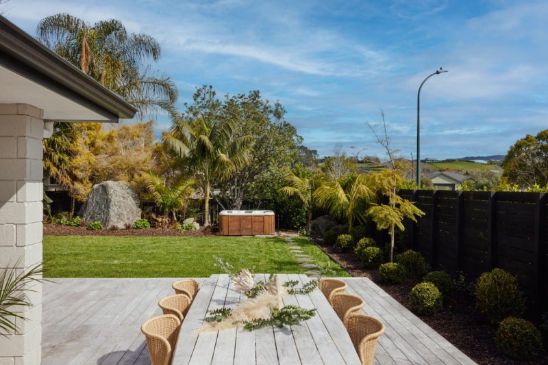 9 Courtney Lane, Warkworth - Carousel 1