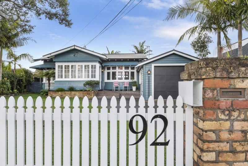 1/92 Norwood Road, Bayswater, Auckland - Carousel 2