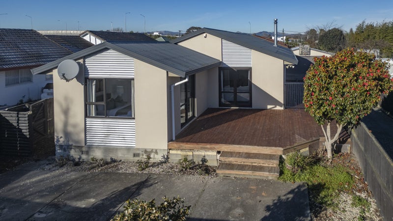 16 Dunbarton Street, Redwood, Christchurch - Carousel 2