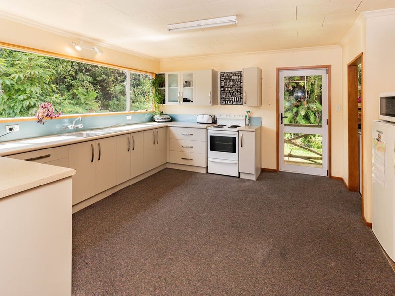 1046 Main Road, DOBSON, GREYMOUTH - Carousel 2