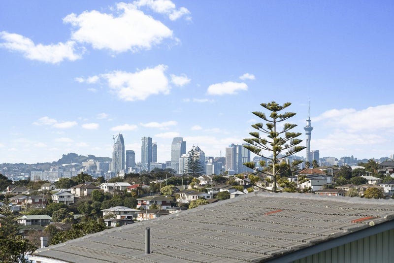 10 Marcel Place, Glenfield, Auckland - Carousel 2