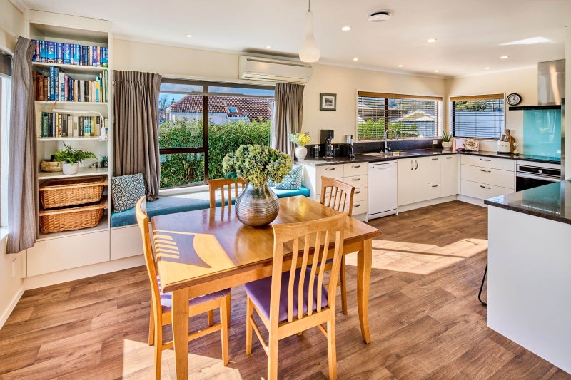 1/3 MAHOE ST WATERLOO, Hutt Central, Lower Hutt - Carousel 1