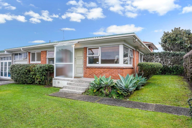 1/11 Esmonde Road, Takapuna, Auckland - Carousel 1