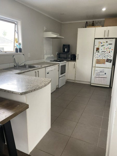 2/67 Carlisle Road, Torbay, Auckland - Carousel 2