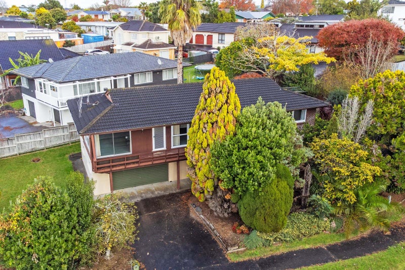 57 Ray Small Drive, Pahurehure, Papakura - Carousel 14