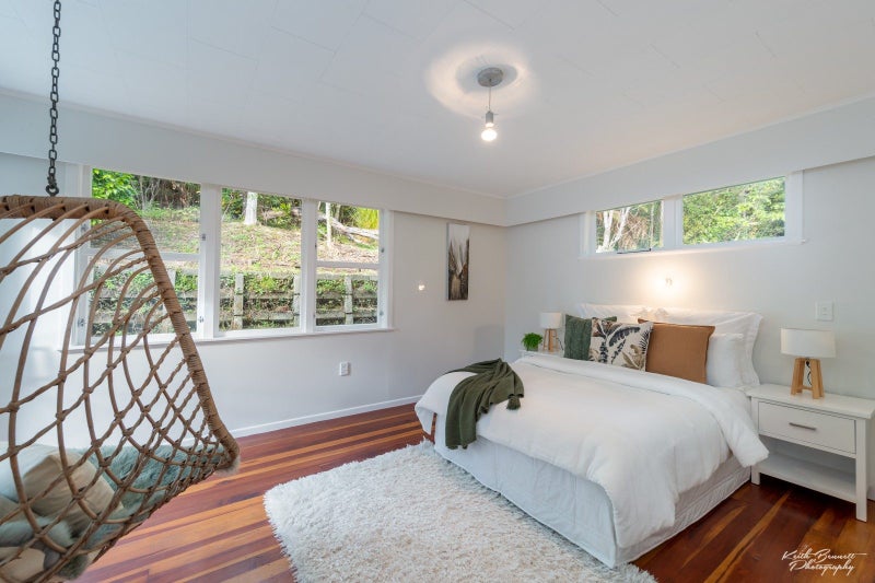 10A Birch Grove, Pinehaven, Upper Hutt - Carousel 1