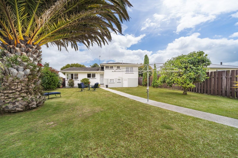 30 Lockhart Avenue, Milson, Palmerston North - Carousel 2