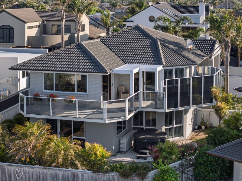 199 Papamoa Beach Road, Papamoa Beach, Papamoa - Carousel 1