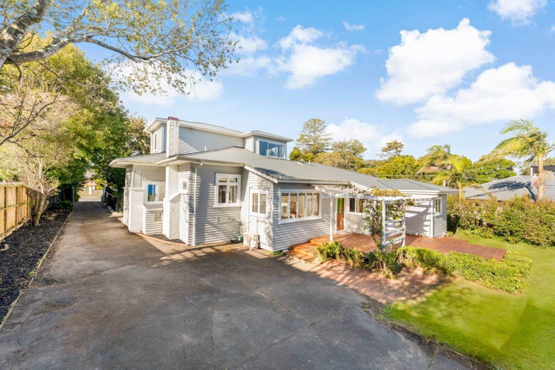 283 Lake Road, Belmont, Auckland - Carousel 2