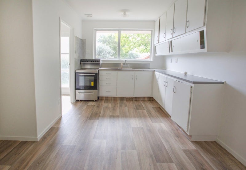 9/1 Pine Street, New Lynn, Auckland - Carousel 2