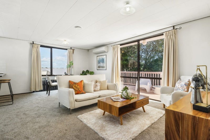 57B Hillsborough Road, Hillsborough, Auckland - Carousel 2