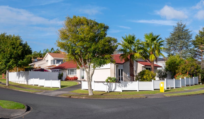 1/37 Clydesdale Avenue, Somerville, Manukau - Carousel 1