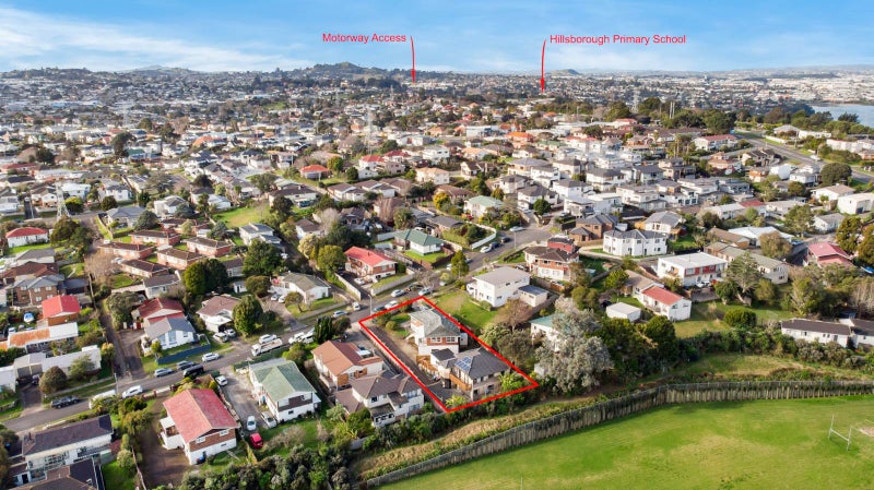 9A Florence Daly Place, Mount Roskill, Auckland - Carousel 21