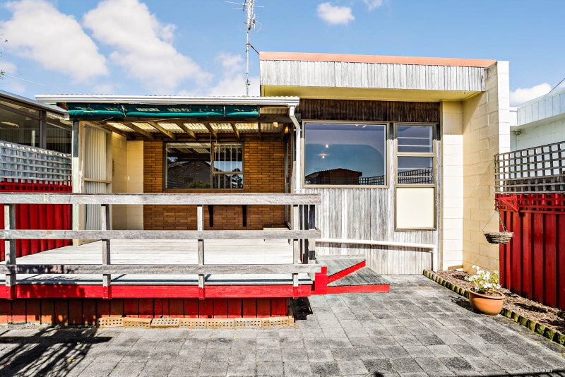 34B Strong Street, Saint Johns, Auckland - Carousel 1