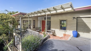 5 Mamaku Grove, Khandallah, Wellington - Carousel 1