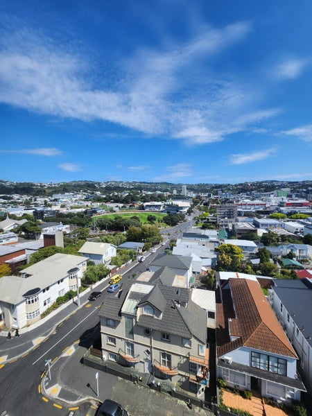 902/131 Brougham Street, Mount Victoria, Wellington - Carousel 1