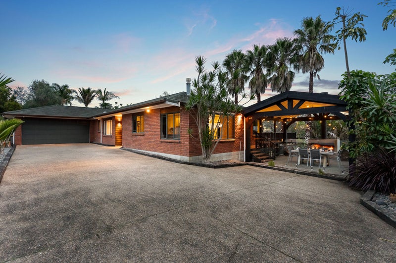 5 Ridgemount Rise, Mangere Bridge, Auckland - Carousel 1