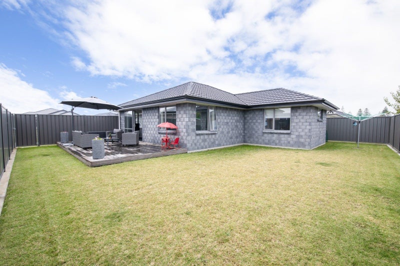 21 Hurunui Drive, Te Awa, Napier - Carousel 1