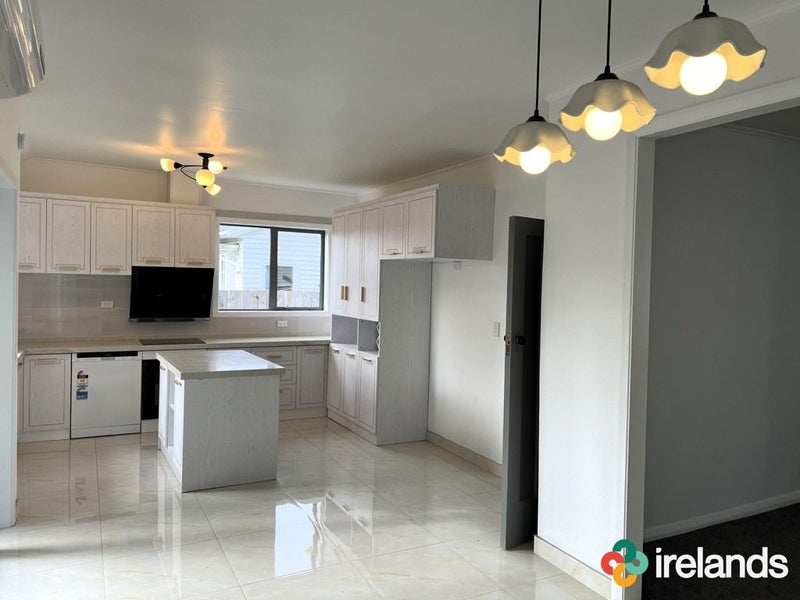 9A Piko Crescent, Riccarton, Christchurch - Carousel 1