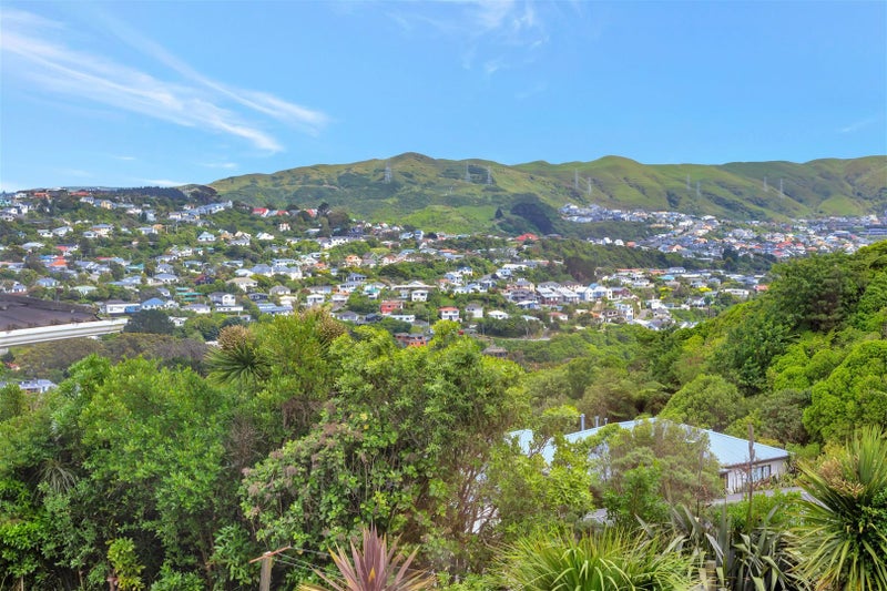 84A Stewart Drive, Newlands, Wellington - Carousel 19