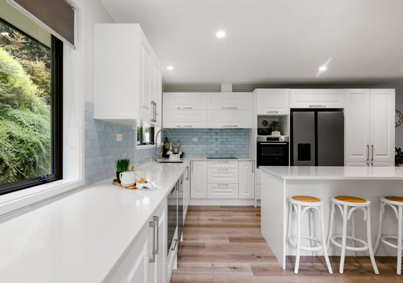 8 Cleeve Close, Huntington, Hamilton - Carousel 2