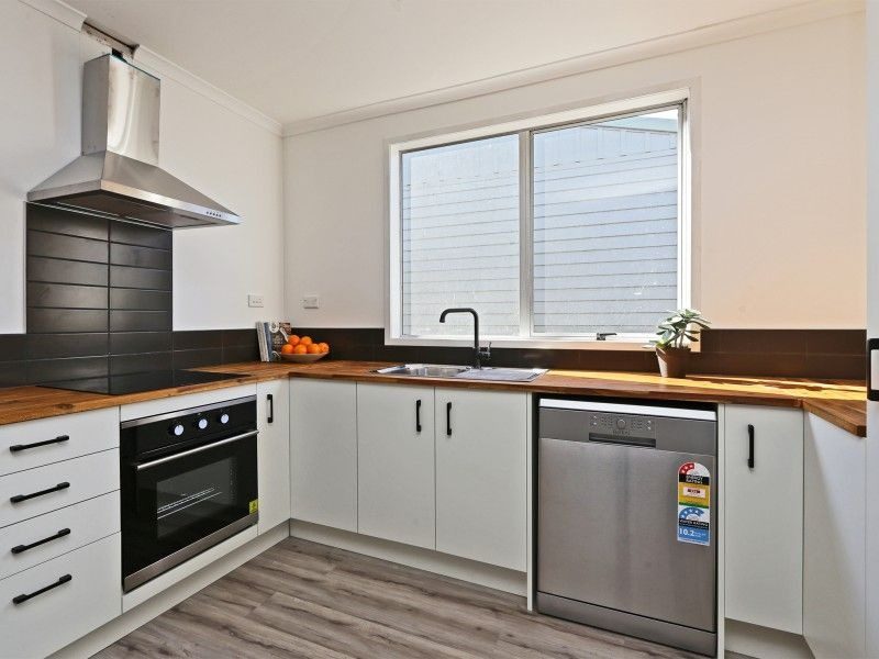 210A Pattison Road, Akina, Hastings - Carousel 2