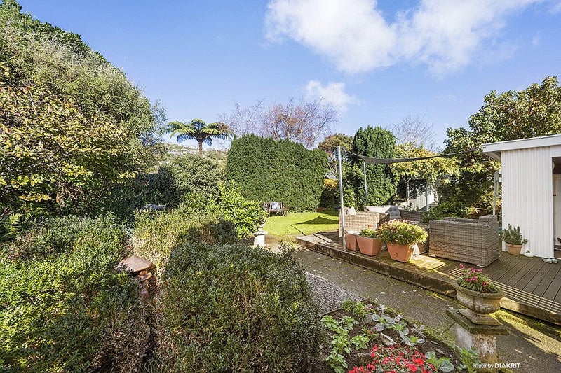 5 Hildreth Street, Karori, Wellington - Carousel 1