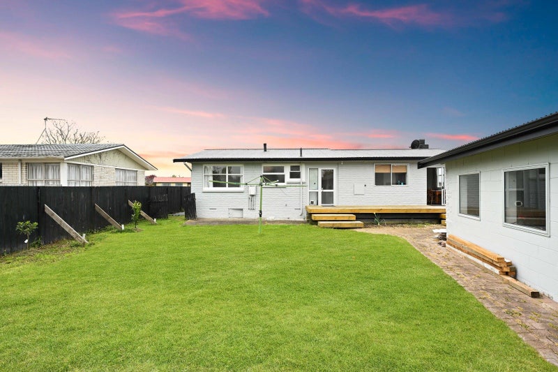 3 Marion Place, Deanwell, Hamilton - Carousel 23