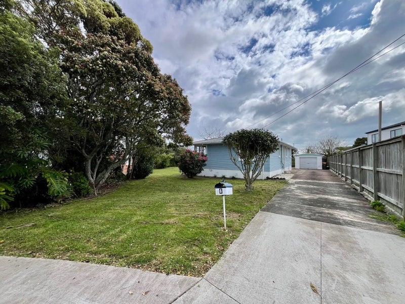 6 Hurley Place, Kelston, Auckland - Carousel 14