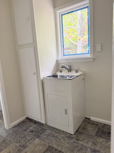 10 Mooray Avenue, Bishopdale, Christchurch - Carousel 13