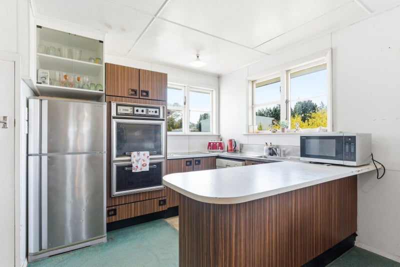 3 Makuri Street, Mangatainoka, Pahiatua - Carousel 2