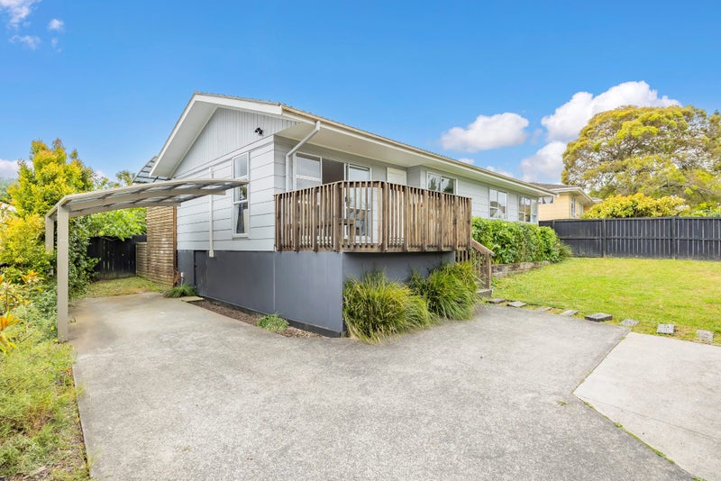 138 Moire Road, West Harbour, Auckland - Carousel 1