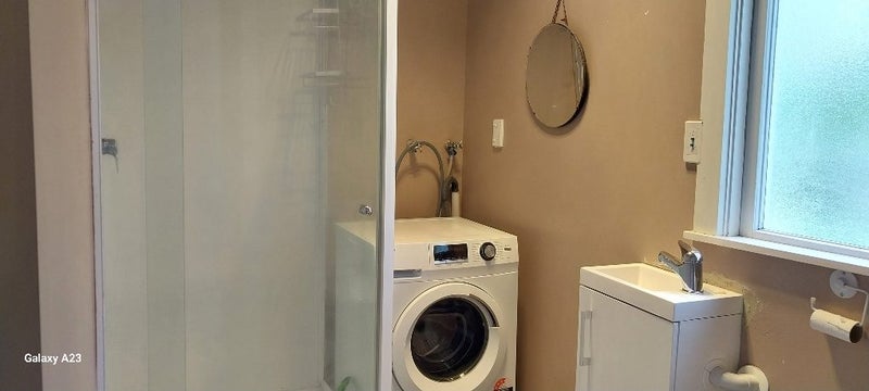 145 Cuba Street, Petone, Lower Hutt - Carousel 11